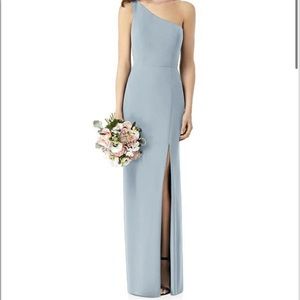 Dressy One-Shoulder Crepe Trumpet Gown with Front Slit. Color “mist”